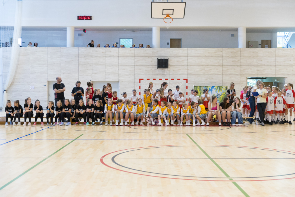 R6II2095.jpg